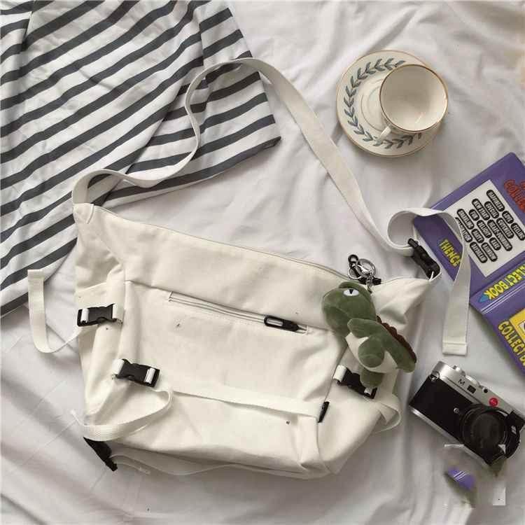 Ins Japanese Harajuku Dark Fan Can Tooling Canvas Bag Female Korean Wild Pure Color Student One-Shoulder Messenger Bag F MuddyStock