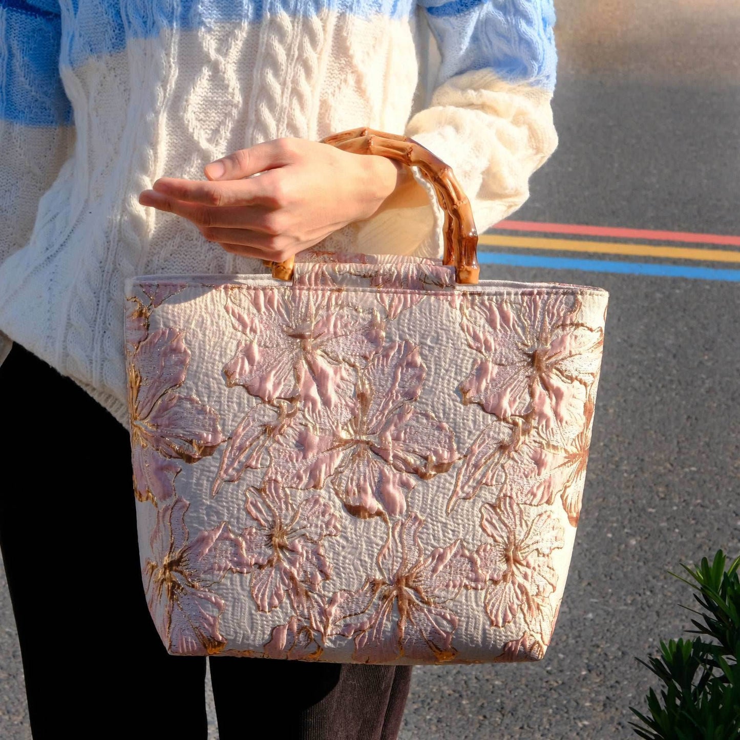 Women's Bronzing Flower Canvas Bag Gold 30x30x10 MuddyStock