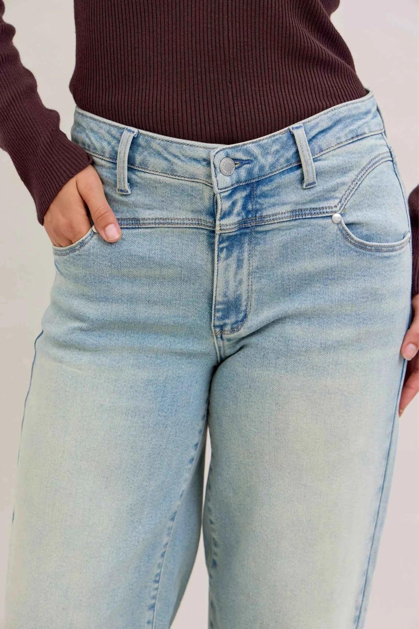 High Waist Column Straight Jeans For Women