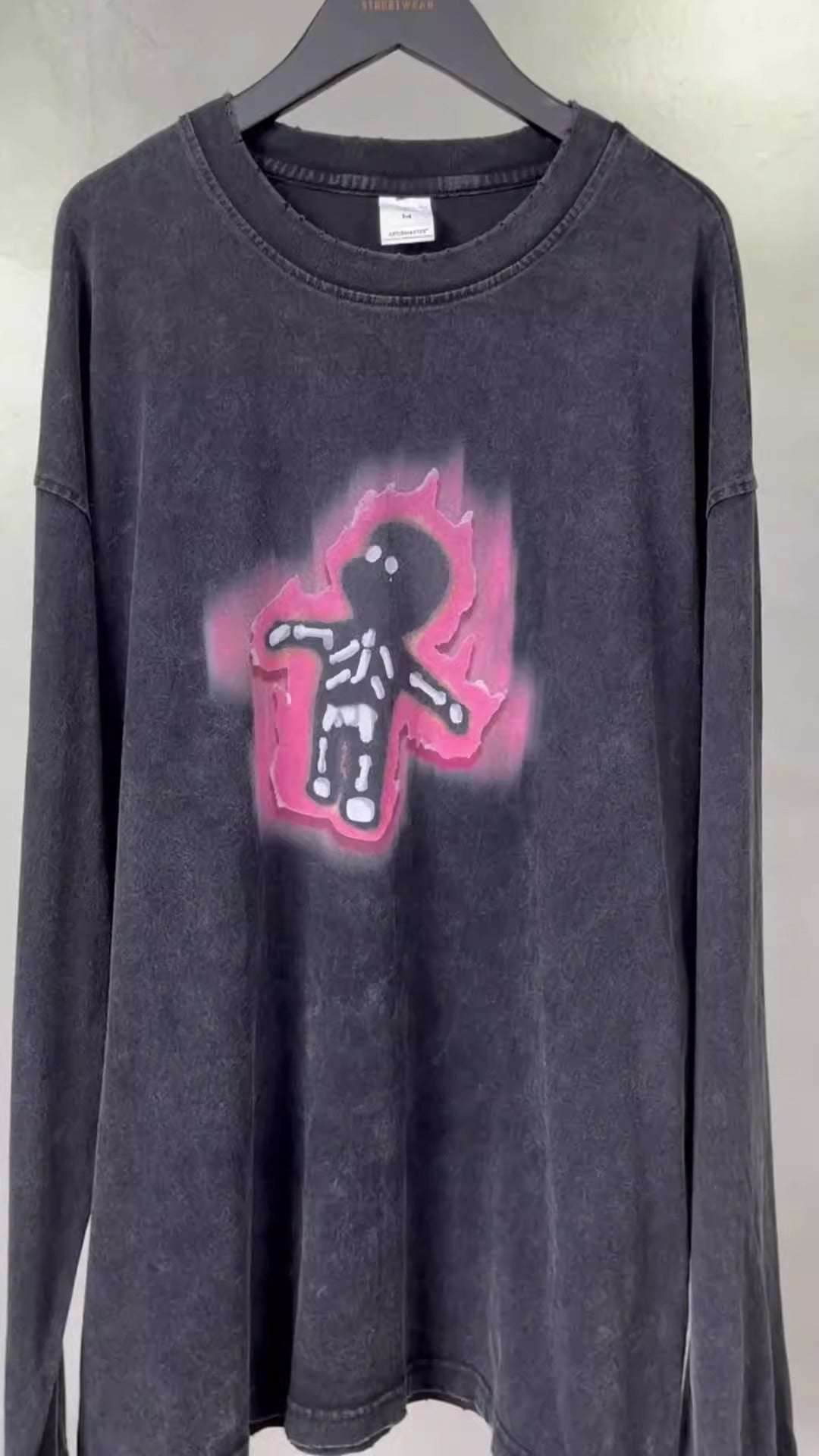 Long sleeved Washed Old T-shirt For Men And Women | MuddyStock Originals MuddyStock