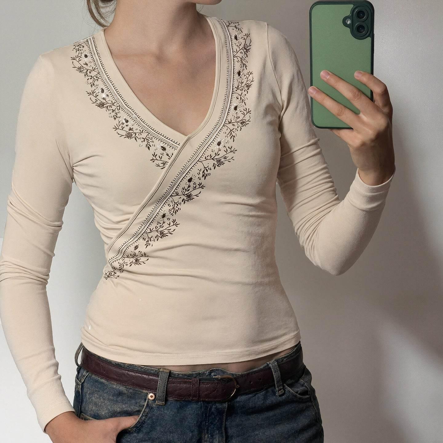 Vintage floral print cross V-neck long sleeved top | MuddyStock Originals