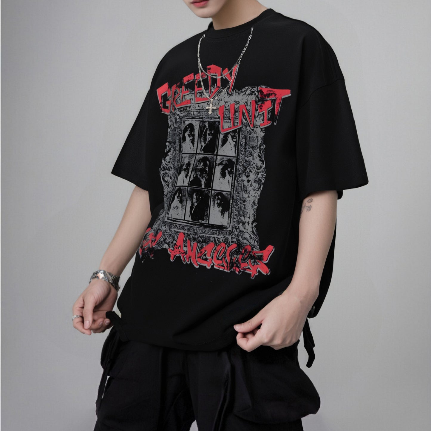 Streetwear Design Necklace Short Sleeve T-Shirt For Men | MuddyStock Originals MuddyStock
