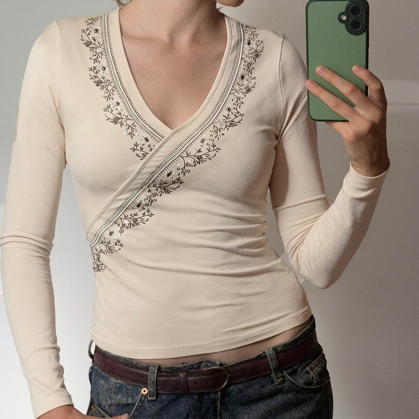 Vintage floral print cross V-neck long sleeved top | MuddyStock Originals MuddyStock