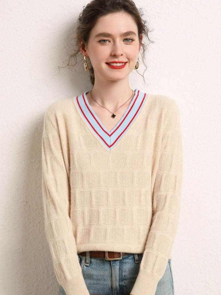 V-neck soft sweater knitted short pullover | MuddyStock Originals MuddyStock