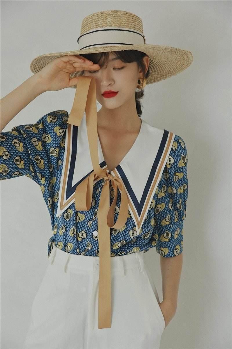 Blue short sleeve top