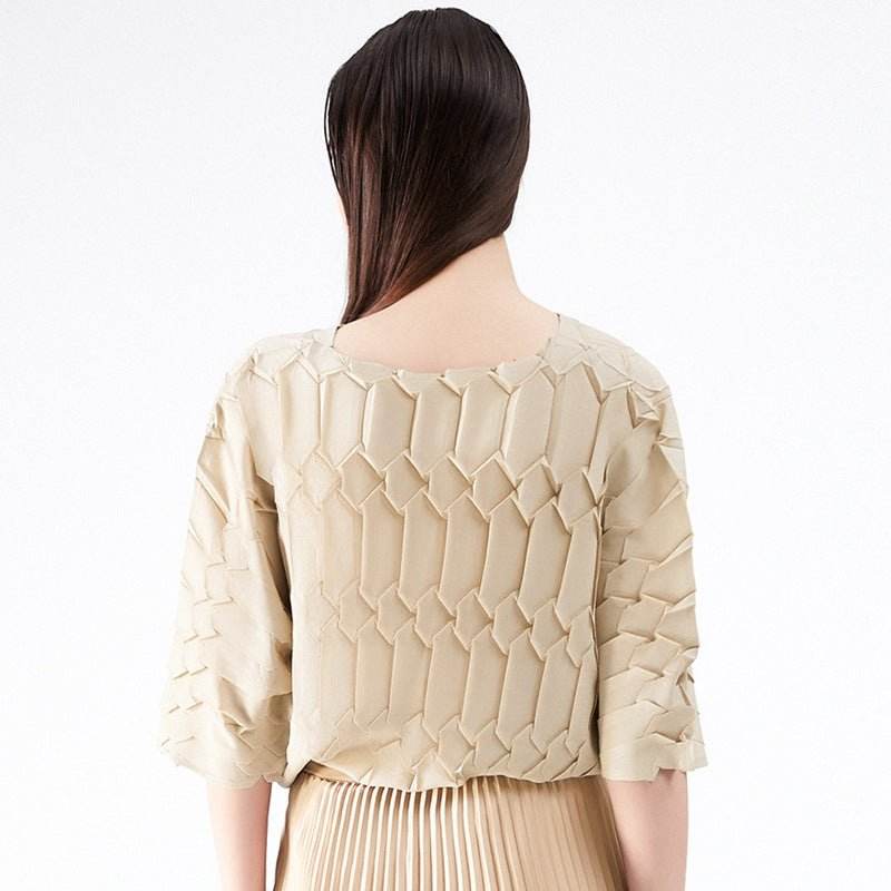 Spring new pleated large size women's loose round neck top | MuddyStock Originals MuddyStock