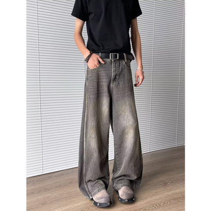 Deconstructed and spliced washed curved knife jeans for men | MuddyStock Originals MuddyStock