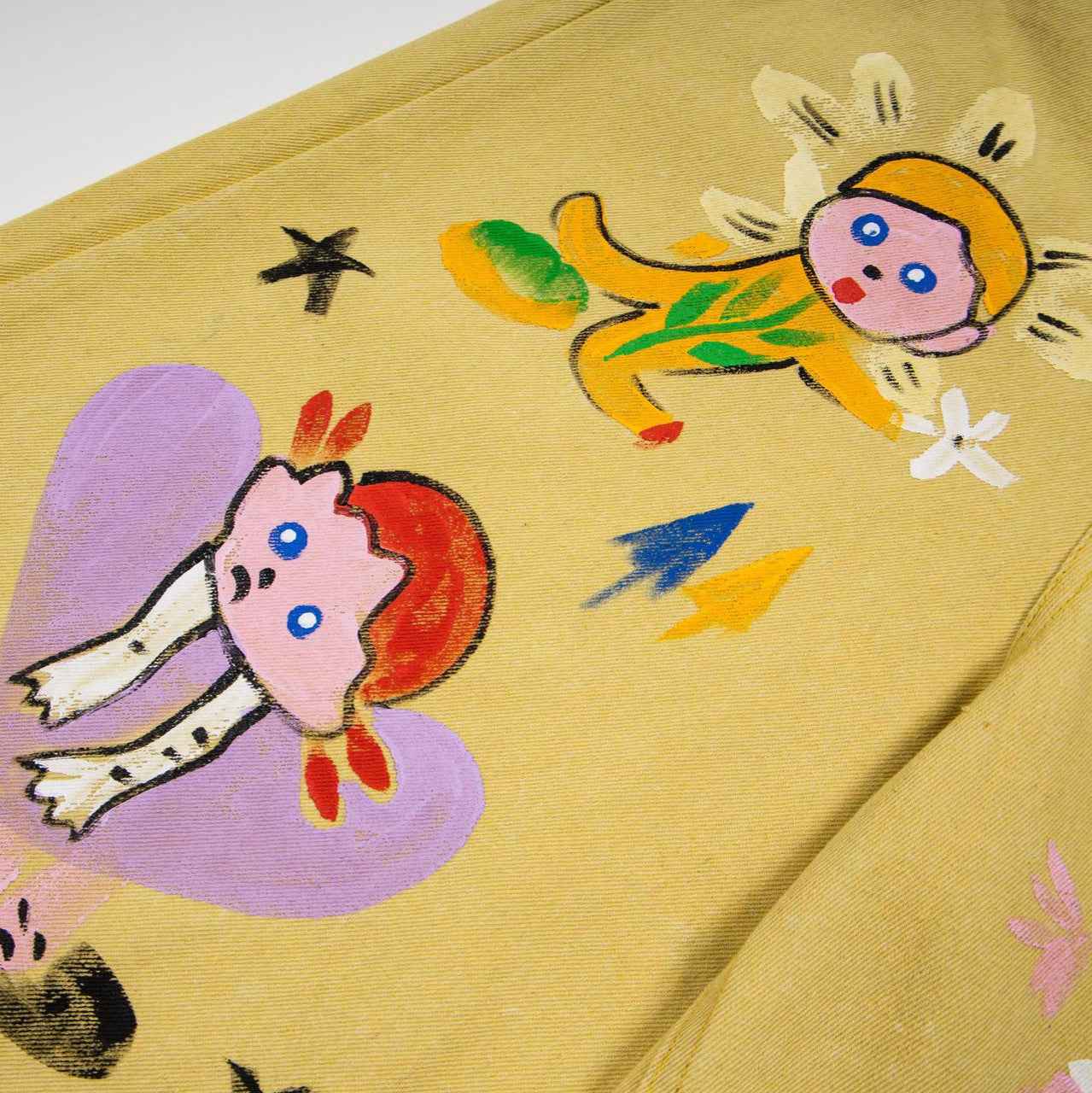 Hand drawn graffiti cropped pants for women | MuddyStock Originals