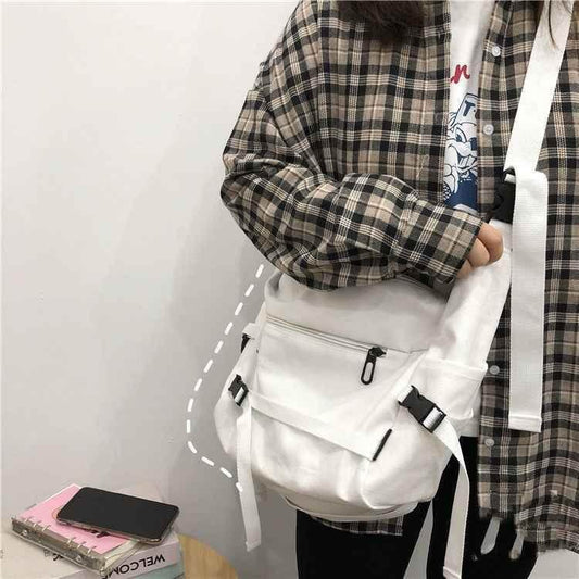 Ins Japanese Harajuku Dark Fan Can Tooling Canvas Bag Female Korean Wild Pure Color Student One-Shoulder Messenger Bag MuddyStock