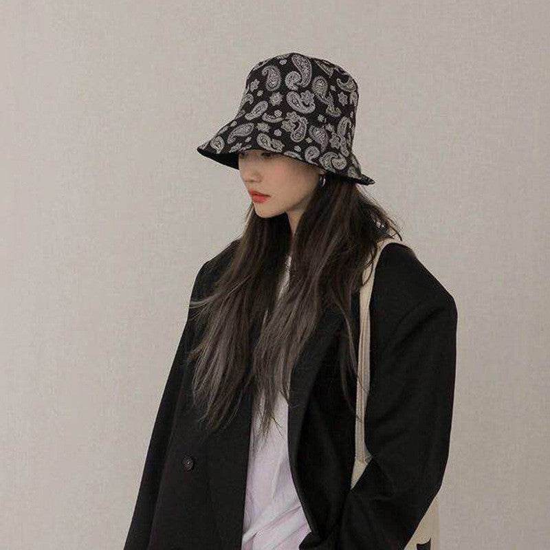Western Style Eetro Print Fisherman Hat With Sun Protection On Both Sides MuddyStock