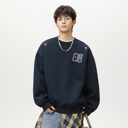 Embroidered loose silhouette round neck sweatshirt for men | MuddyStock Orioginals MuddyStock