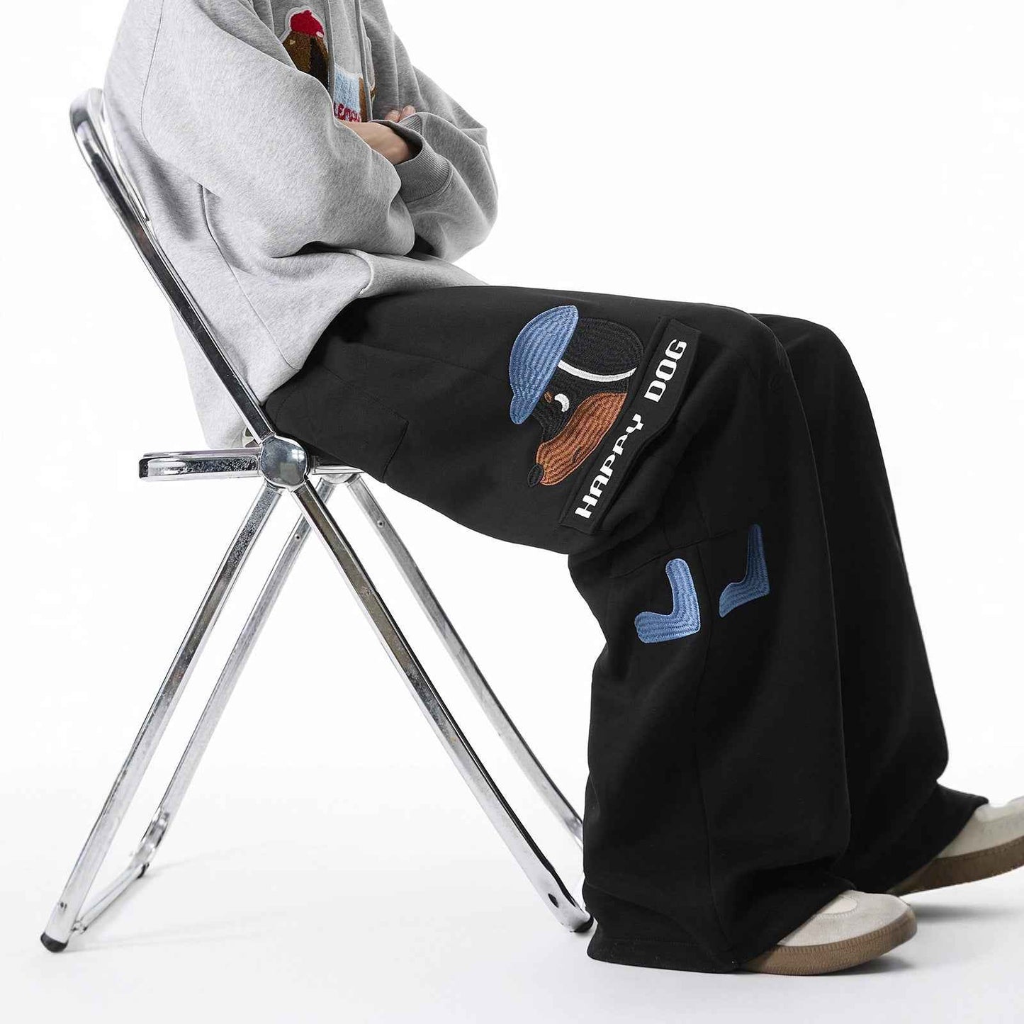 Dog Embroidery Sweatpants For Women | MuddyStock Originals Black MuddyStock