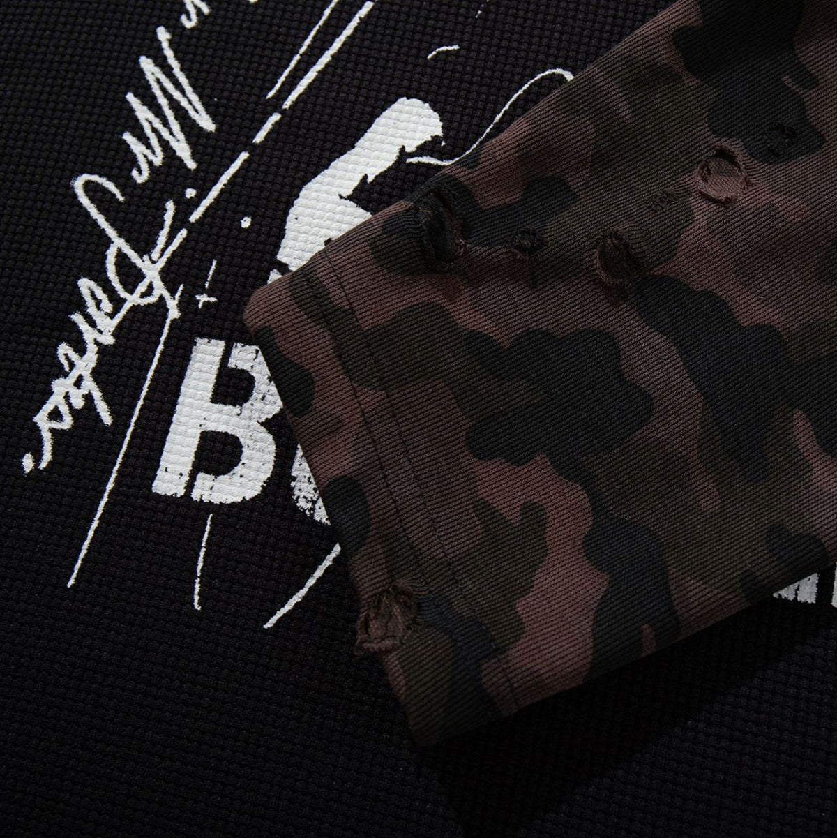 Rock portrait long sleeved camouflage t-shirt for men | MuddyStock Originals