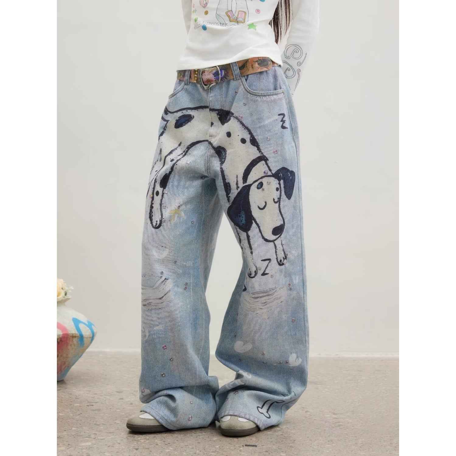 Artsy And Trendy Casual Jeans MuddyStock