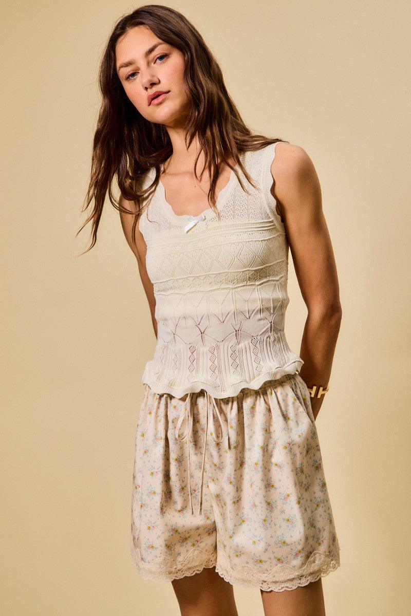 Scallop Ribbed Sleeveless Knit Top