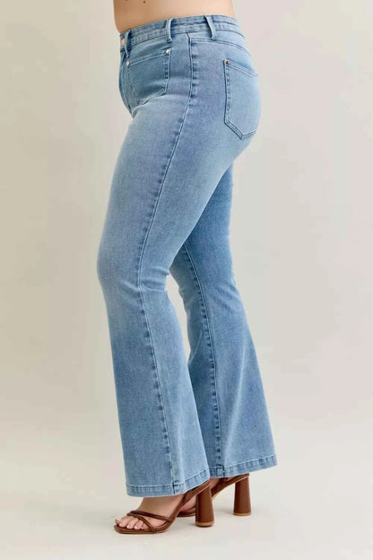 Judy Blue Full Size Mid Rise Bootcut Jeans with Contrast Wash & Front Patch Pockets For Women Trendsi