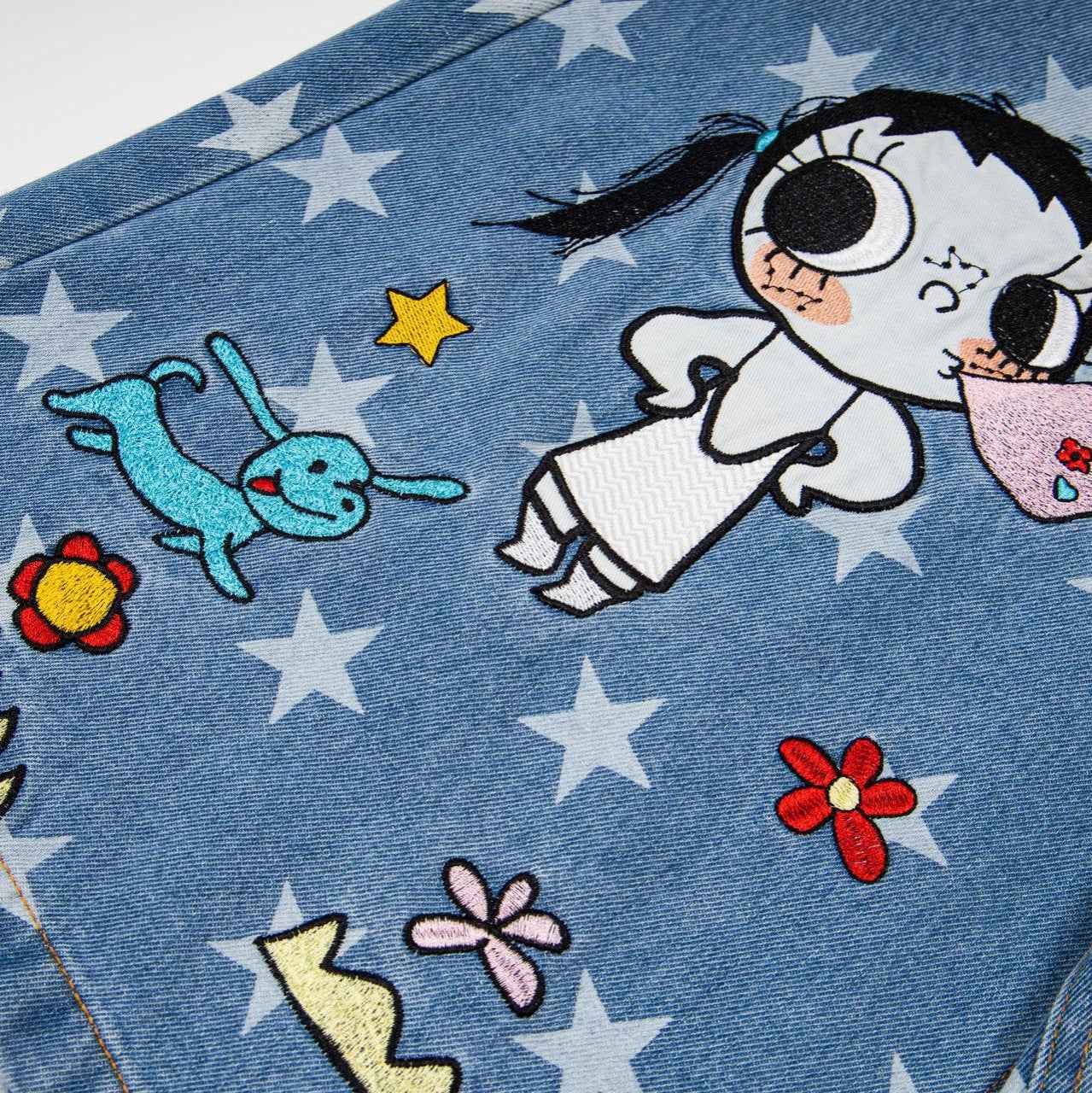 Full printed star girl with embroidered fabric and seven quarter jeans