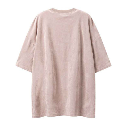 Abstract short sleeved letter figurine