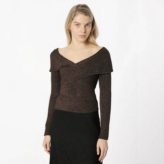 Women's V-neck slim fit long-sleeved top | MuddyStock Originals MuddyStock