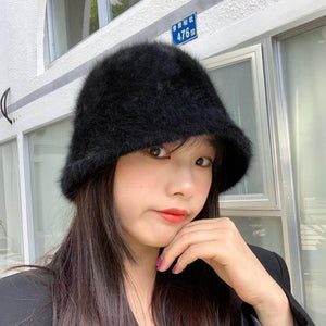 Women's warm hat autumn and winter Black M