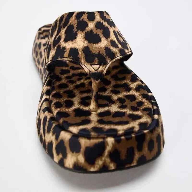 Leopard Pattern Slippers