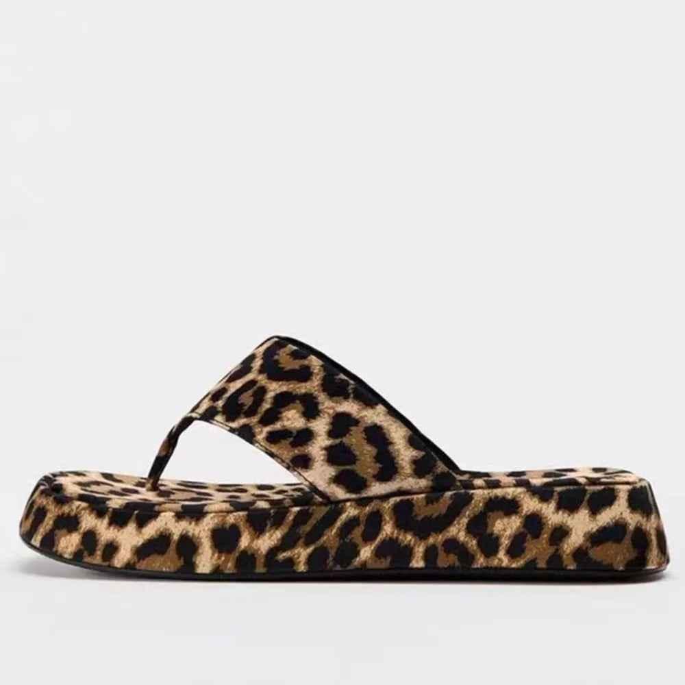 Leopard Pattern Slippers Leopard