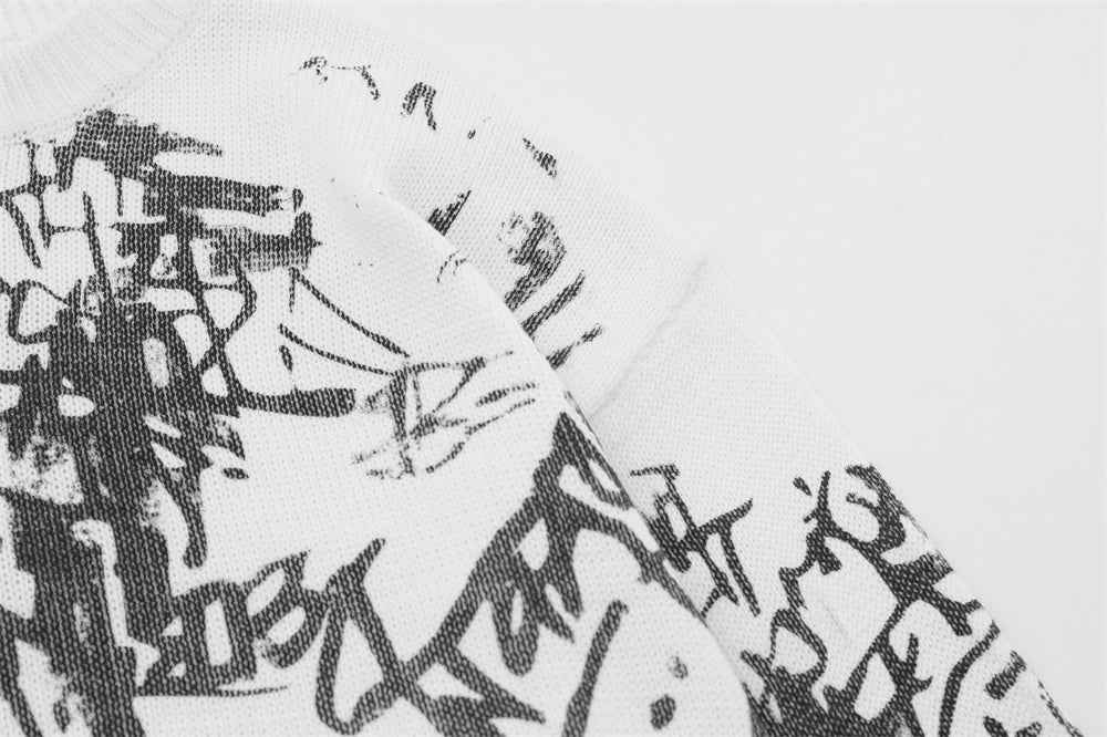 Men's Graffiti Printed Round Neck Sweater MuddyStock null