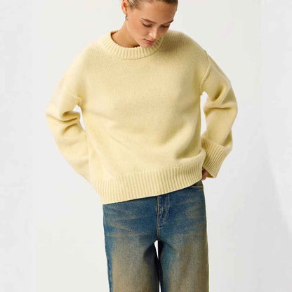Ladies New Autumn And Winter Loose Round Neck Sweater MuddyStock