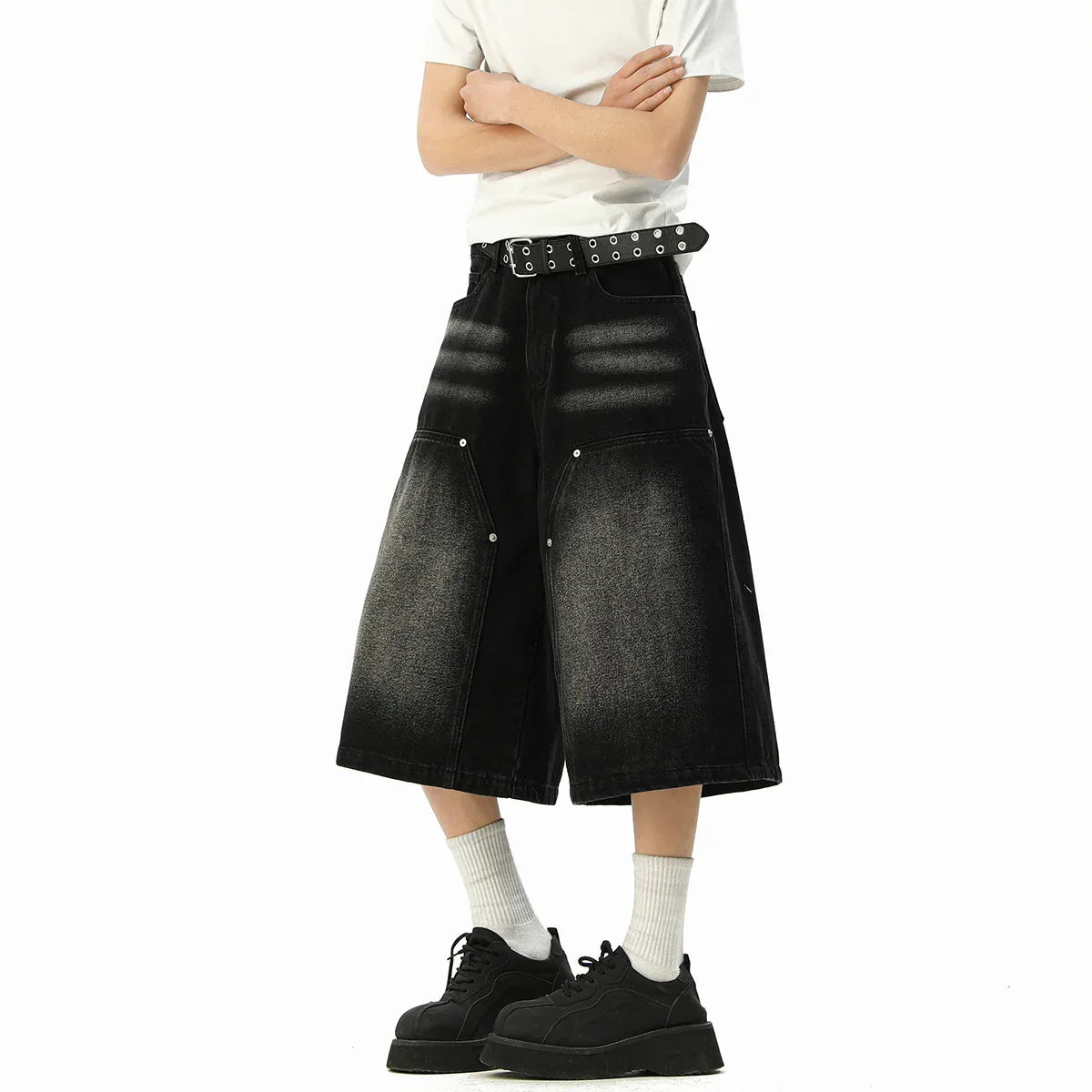 Crop pants for Men and Women | MuddyStock Originals Black MuddyStock