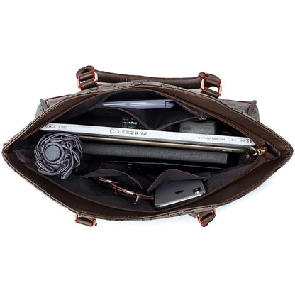 Women's Large Capacity Messenger Bag A Whole Set | MuddyStock Originals
