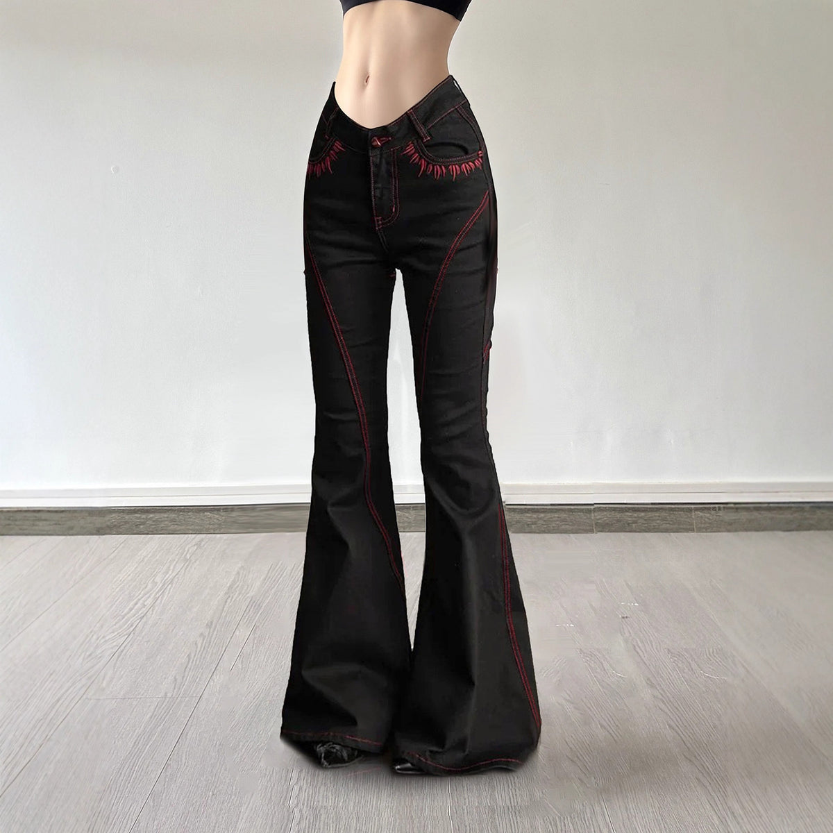 Embroidered bright thread slightly spicy jeans for women