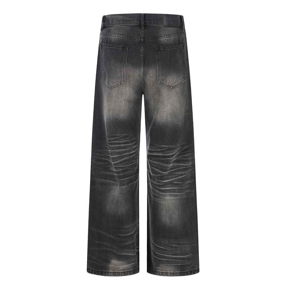 Grinding white to make old denim pants
