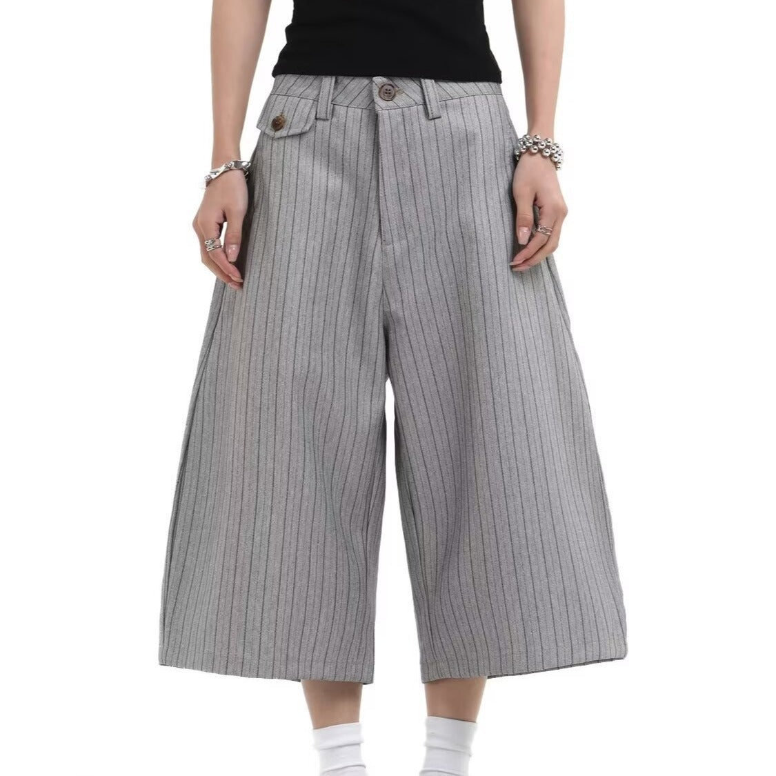 Gray Suit Shorts for Men, Retro Loose Casual Striped Seven-Quarter Pants Gray