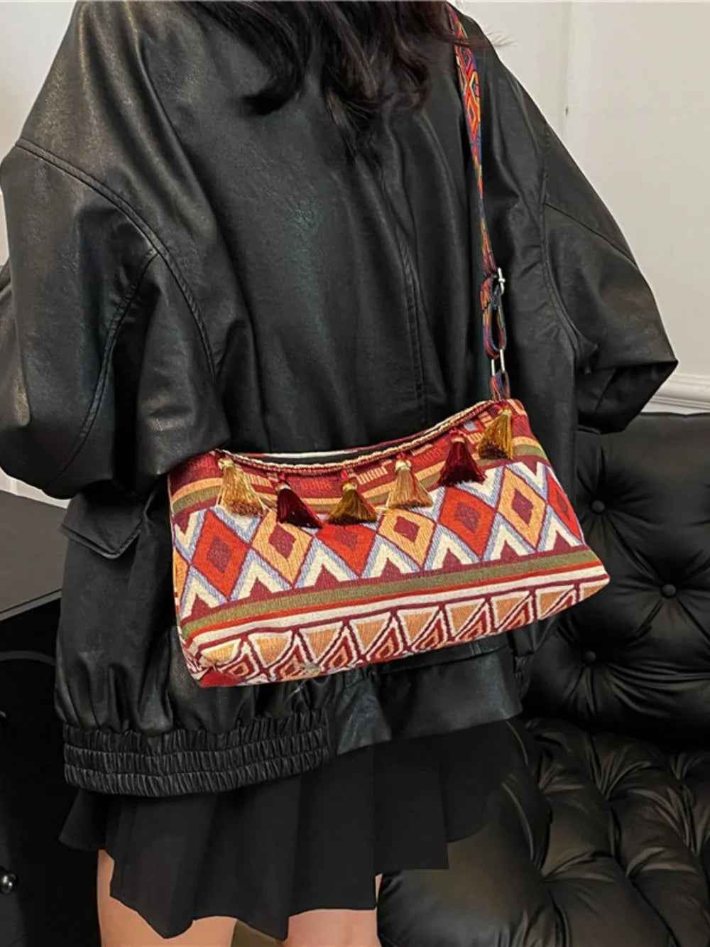 Tassel Adjustable Strap Shoulder Bag For Women
