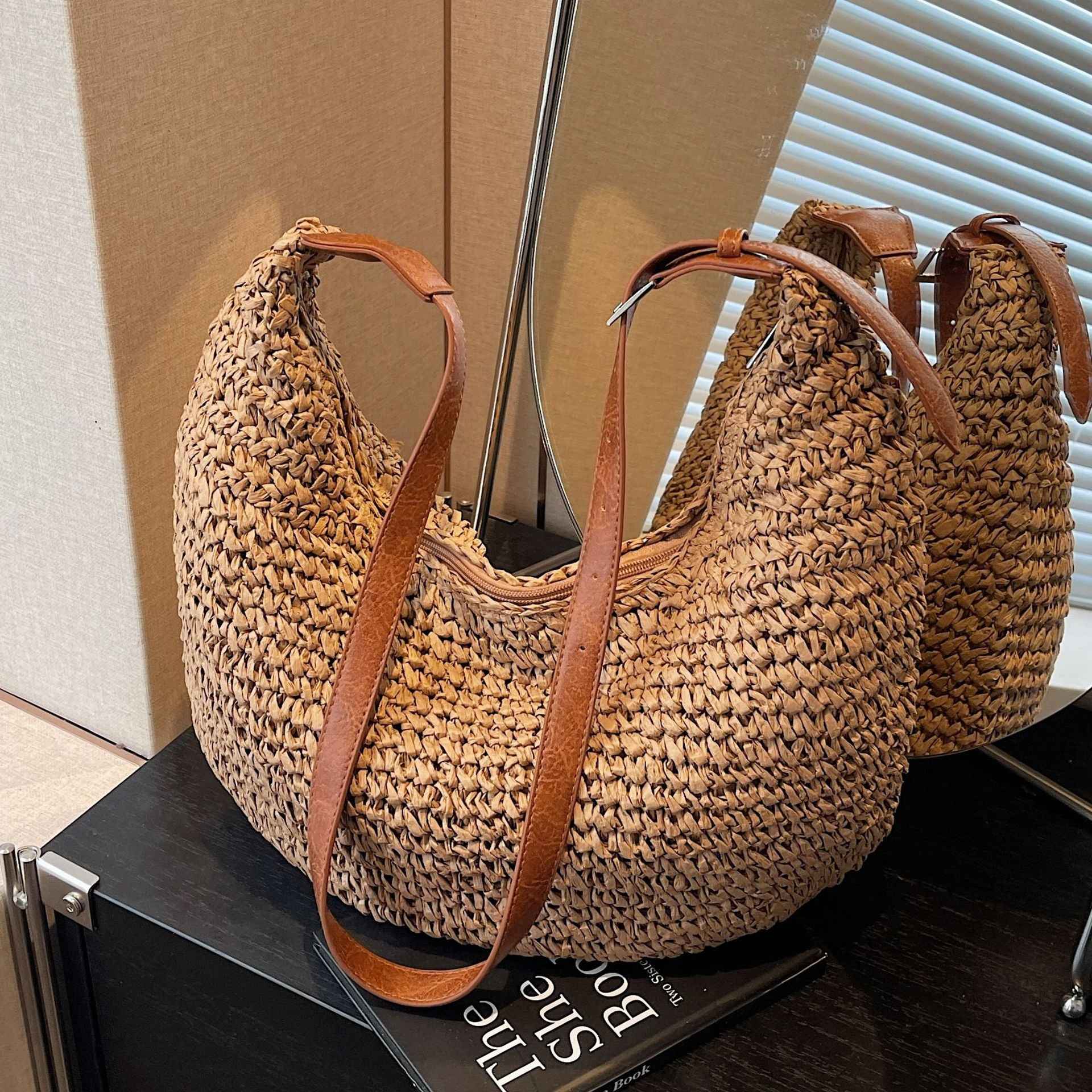 Women's Casual Large Capacity Straw Shoulder bag