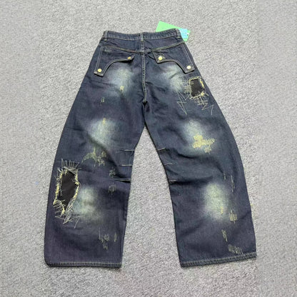 Washed patch curved knife jeans for women | MuddyStock Originals