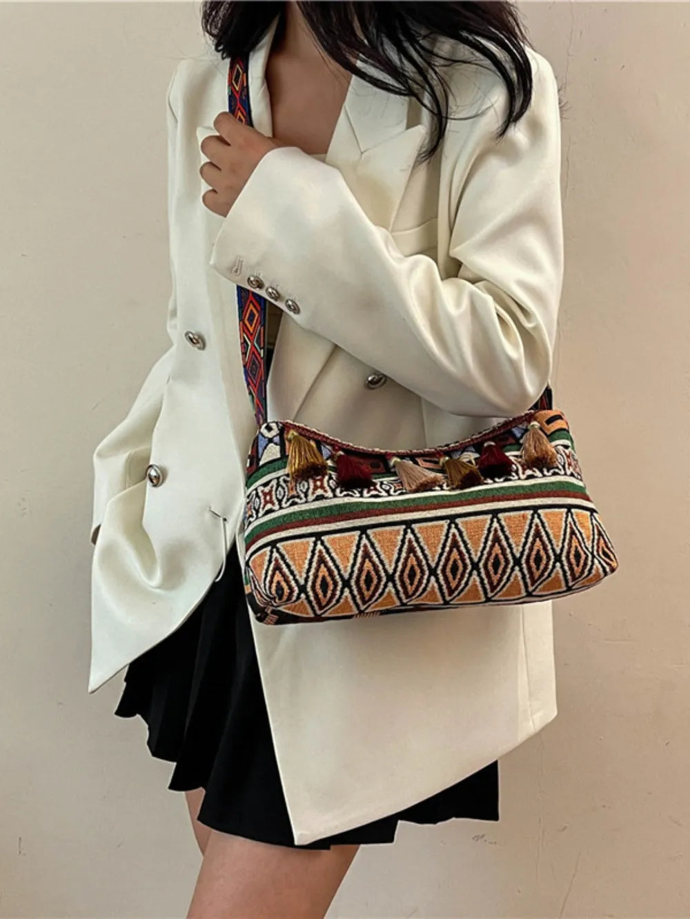Tassel Adjustable Strap Shoulder Bag For Women