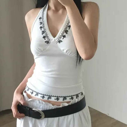 Versatile slim fit V-neck slimming top for women | MuddyStock Originals MuddyStock