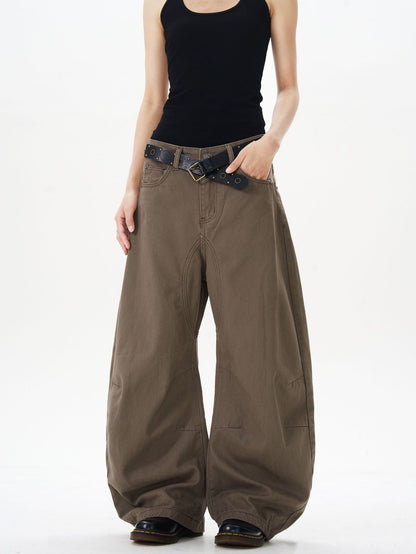 Versatile curved knife slimming jeans Brown
