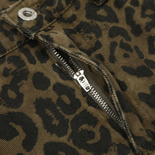Leopard print denim seven quarter shorts