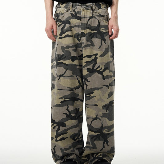 Retro camouflage workwear jeans