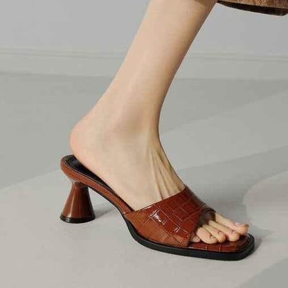 Heel square toe bamboo joint pattern slippers