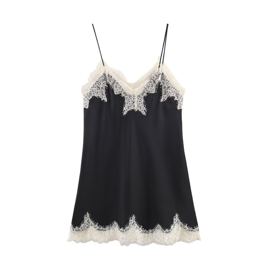Color blocked lace satin textured topfpr women | MuddyStock Originals Black eprolo