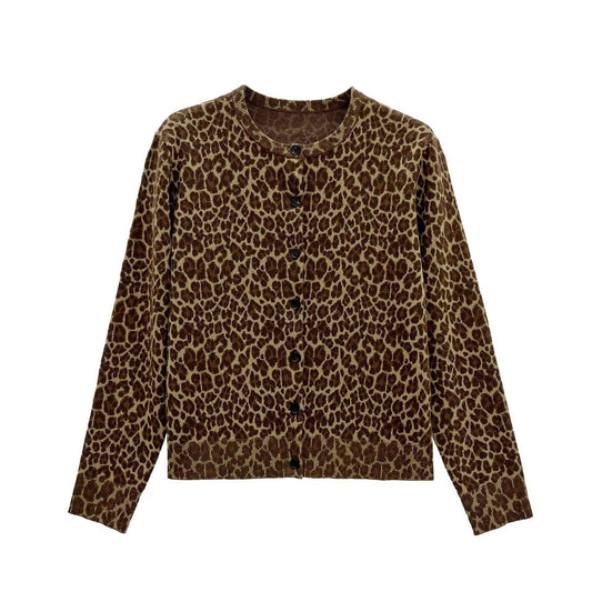 Leopard print round neck slim fit sweater top