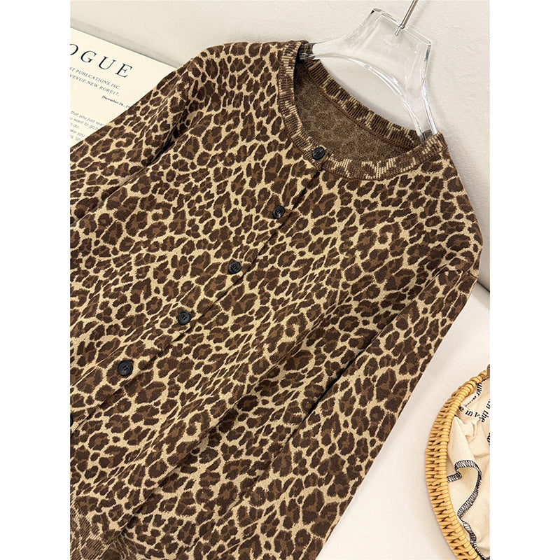 Leopard print round neck slim fit sweater top Leopard Color