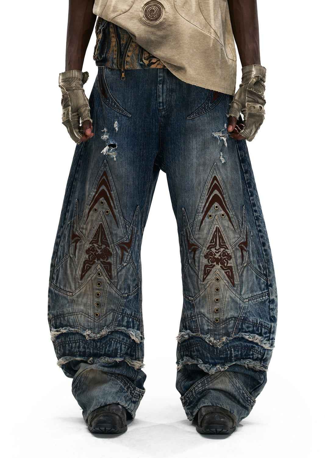 Scale-armor-patterned Bamboo-knot-design Curved-sword Jeans For Men