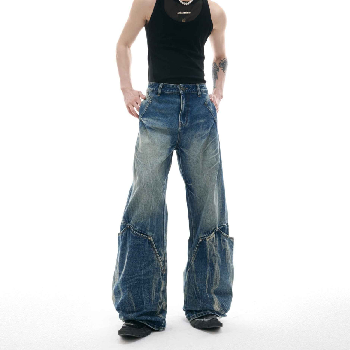 Men's Retro Washed Burst Pattern Curved Knife Jeans