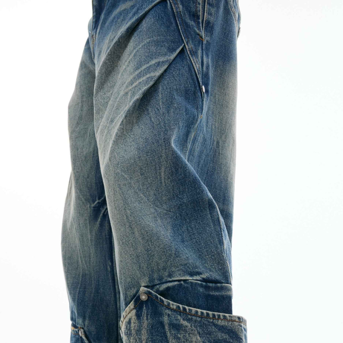 Men's Retro Washed Burst Pattern Curved Knife Jeans