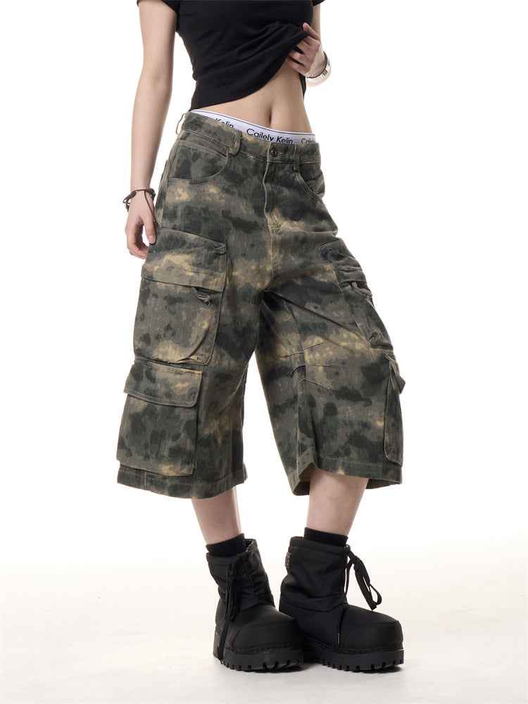 Retro Camouflage Cropped Pants For Women